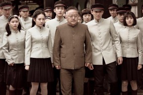 爱游戏综合娱乐-拜仁慕尼黑再度领跑德甲，争夺多项头衔