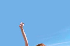 爱游戏中国官方登录入口网站-莫伊：全黑队稳固的防守基石，强悍的scrum技术让对手闻风丧胆，莫伊几多