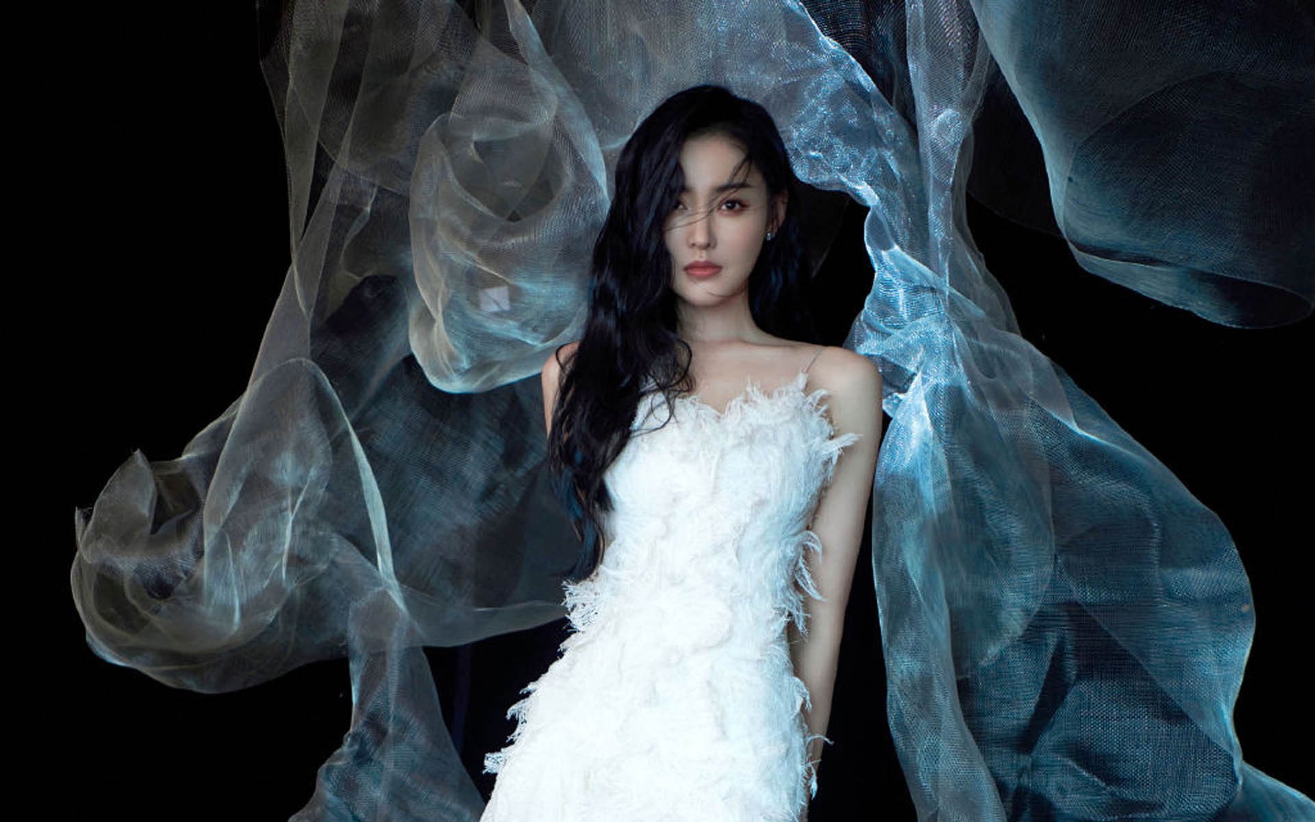 中国足球国家队推动多元文化理解与融合训练，基于文化视角的中国足球发展困境与出路